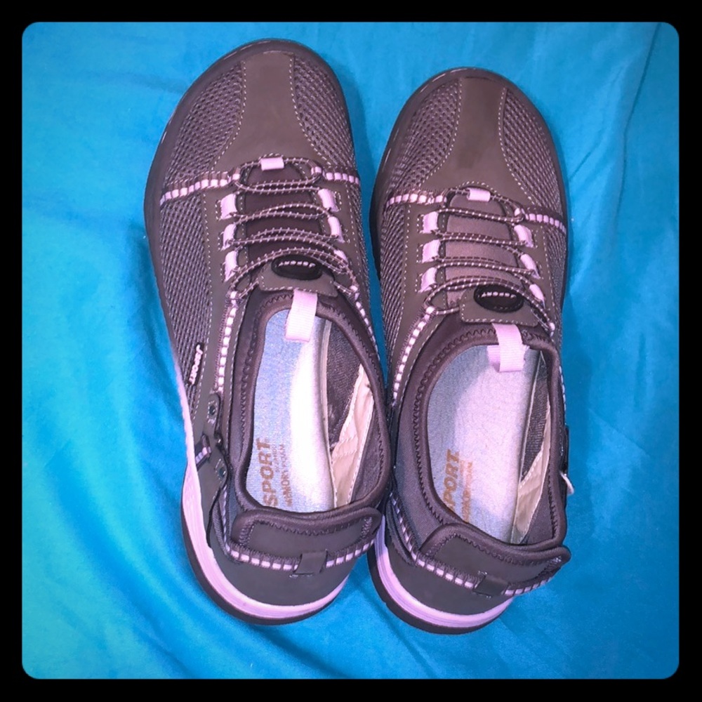 J sport shoes used size 7.5